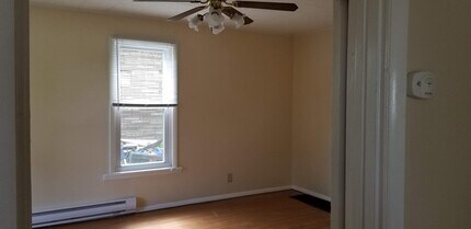 323 W 4th St in Lock Haven, PA - Foto de edificio - Building Photo