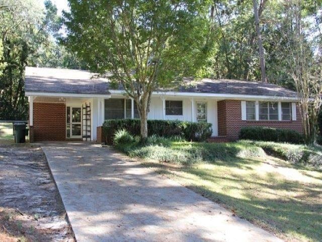 property at 2073 Hollywood Dr