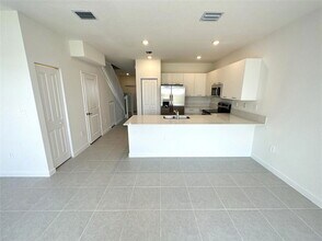 17339 NW 7th Ave in Miami Gardens, FL - Building Photo - Building Photo