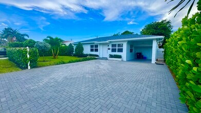942 Macy St in West Palm Beach, FL - Building Photo - Building Photo