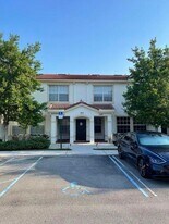 549 SE Prescott Pl in Stuart, FL - Building Photo