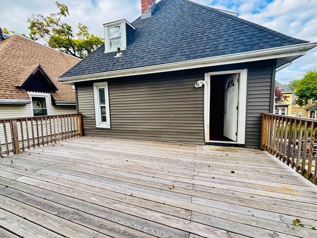 28 Wabon St in Boston, MA - Building Photo - Building Photo