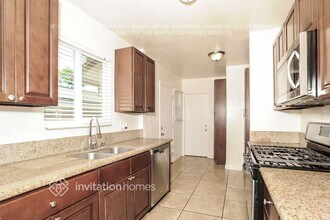 16308 Stare St in Los Angeles, CA - Foto de edificio - Building Photo