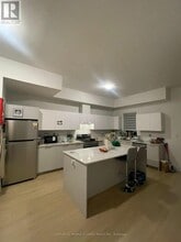 7 Wylie St in Caledon, ON - Building Photo - Building Photo