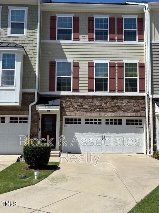 1112 Boxcar Way in Apex, NC - Building Photo