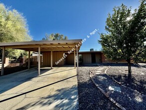 7342 E Princeton Dr in Tucson, AZ - Building Photo - Building Photo