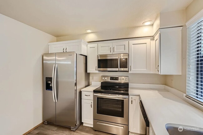 2739 SW 347th Pl in Federal Way, WA - Building Photo - Building Photo