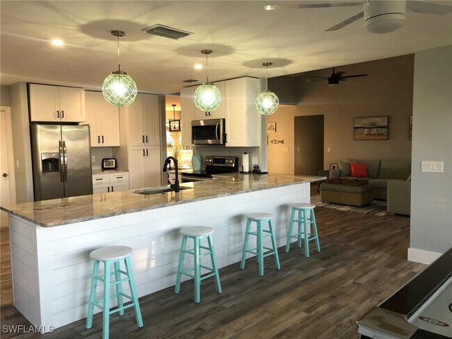 property at 3705 SE 18th Pl