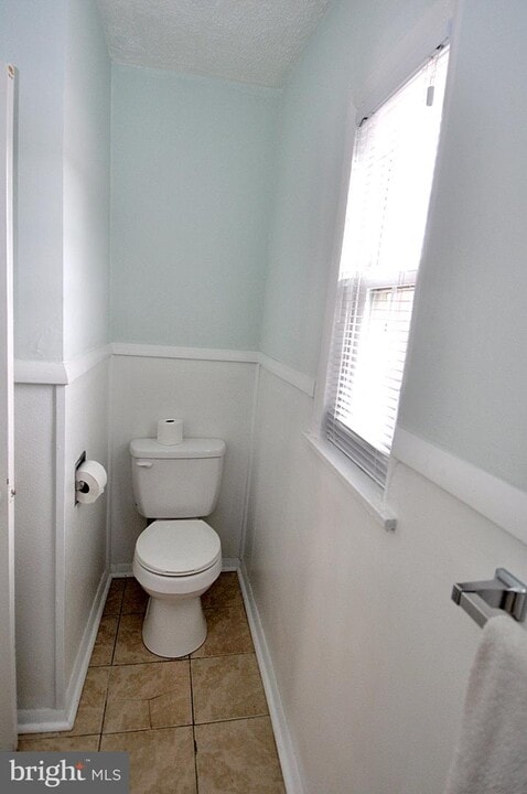 268 Wilkes St-Unit -2 in Berkeley Springs, WV - Building Photo