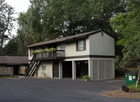 Ventura Apartments in Sarasota, FL - Building Photo
