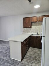 509 Green Valley Dr in Mount Vernon, IN - Foto de edificio - Building Photo