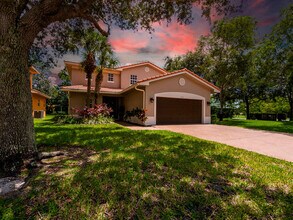 6673 Eagle Ridge Dr in Greenacres, FL - Building Photo - Building Photo
