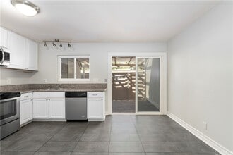 5749 E Creekside Ave in Orange, CA - Building Photo - Building Photo