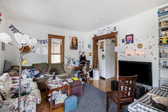 716 E Kingsley St in Ann Arbor, MI - Building Photo - Building Photo