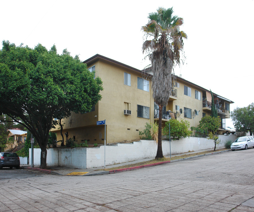 1000 Coronado Ter in Los Angeles, CA - Building Photo