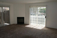 Vanowen Manor in Van Nuys, CA - Building Photo - Building Photo