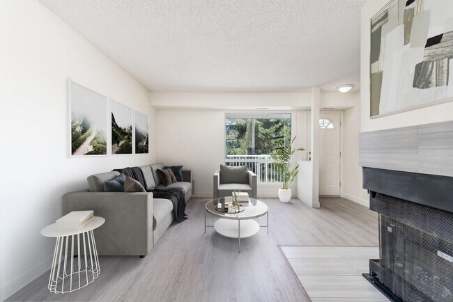 Summerlea Place in Edmonton, AB - Building Photo - Building Photo