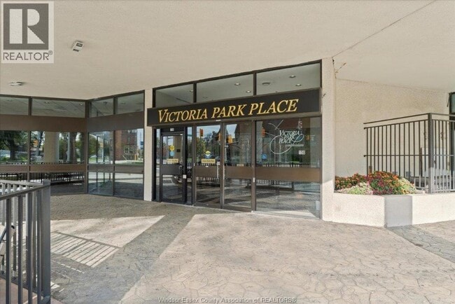 property at 150 Park St W