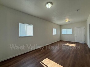 516 2nd St in Taft, CA - Building Photo - Building Photo