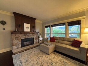 9376 Sullivan St in Burnaby, BC - Building Photo - Building Photo