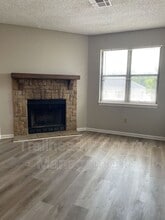 8704 NW 82 Terrace in Kansas City, MO - Building Photo - Building Photo