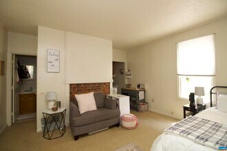 110 7th St NW in Charlottesville, VA - Building Photo - Building Photo