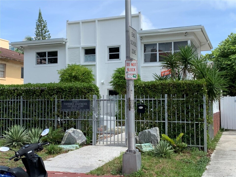 1545 Drexel Ave in Miami Beach, FL - Building Photo