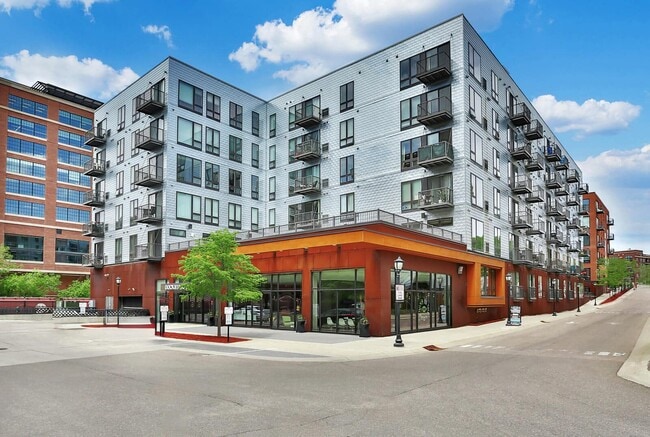 Dock Street Flats in Minneapolis, MN - Foto de edificio - Building Photo