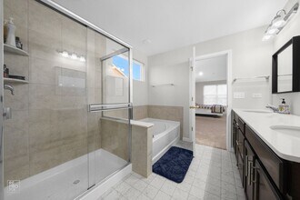 2964 Lancelot Ln in Naperville, IL - Foto de edificio - Building Photo