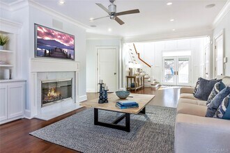 695 Sound Dr in Greenport, NY - Building Photo - Building Photo