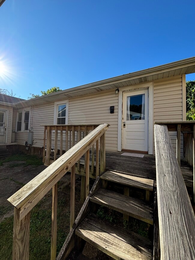 property at 1819 Pennsylvania Ave