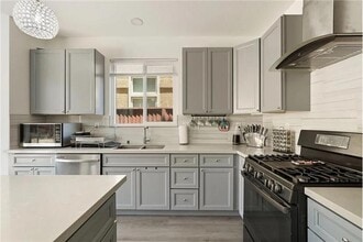 5447 Benttree Way in Antioch, CA - Building Photo - Building Photo