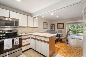 14 Bates Ln in Westford, MA - Building Photo - Building Photo