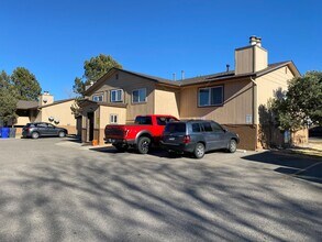 127 W 45th St in Loveland, CO - Building Photo - Building Photo