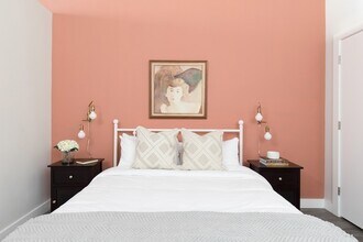 630 Washington St in Boston, MA - Foto de edificio - Building Photo