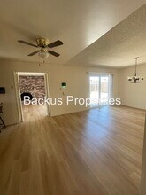 61 Natividad Rd in Salinas, CA - Building Photo - Building Photo