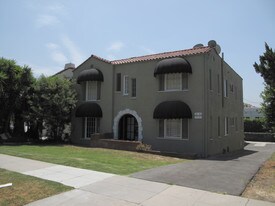 1604-06 1/2 E. Broadway in Glendale, CA - Building Photo
