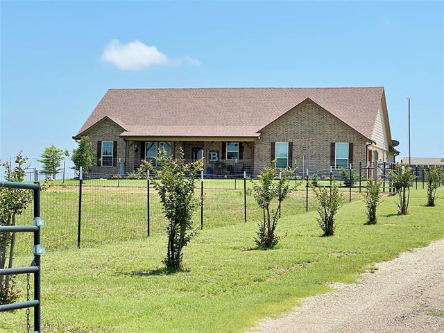 2060 Melton Rd in Sanger, TX - Building Photo - Building Photo