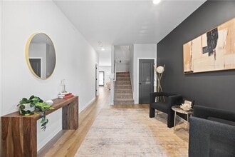 7122 Chara Ln in Atlanta, GA - Building Photo - Building Photo