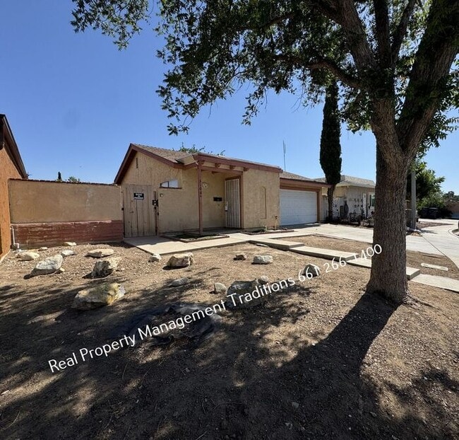 3106 E Ave Q-14
