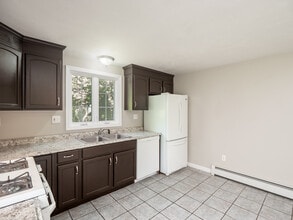 90A Loxwood St in Worcester, MA - Building Photo - Building Photo