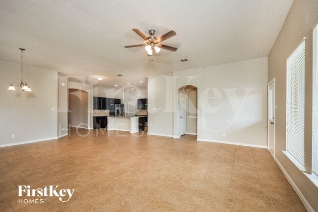 8909 Palmetto Pk in Converse, TX - Building Photo - Building Photo