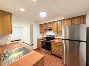 175 Summer St, Unit 4 in Somerville, MA - Building Photo - Building Photo