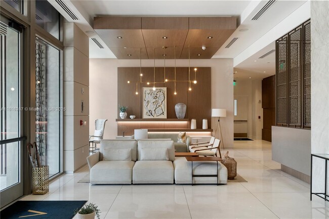 515 Valencia Ave in Coral Gables, FL - Building Photo - Building Photo