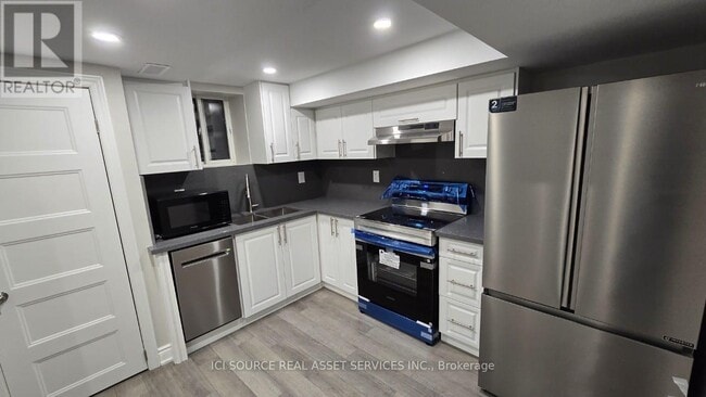 508 Boyd Ln in Milton, ON - Building Photo - Building Photo