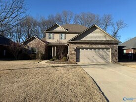 134 Somer Creek Ln in Huntsville, AL - Building Photo