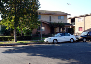 510 W Olive St in Inglewood, CA - Building Photo