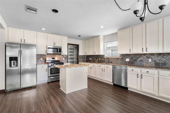 29210 Legends Beam Dr in Spring, TX - Building Photo - Building Photo