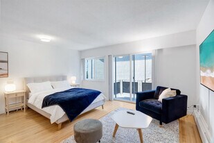 1550 W 11th Ave in Vancouver, BC - Building Photo