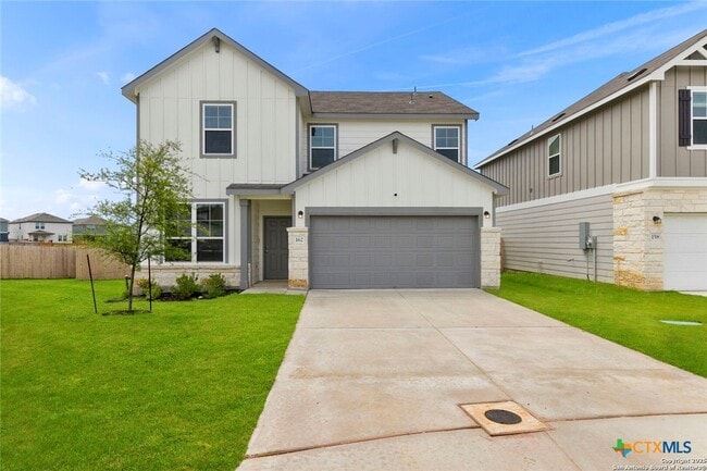 162 Hazy Glade Dr in Seguin, TX - Building Photo - Building Photo
